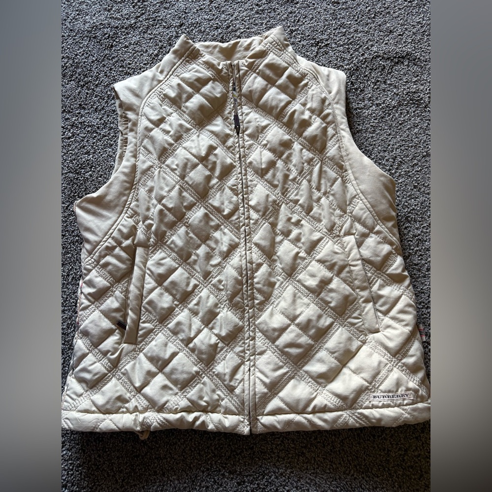 BURBERRY GOLF Women’s Quilted Vest in Cream Size Large